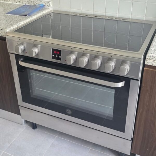 HOOVER 5 Burner Electric Cooker