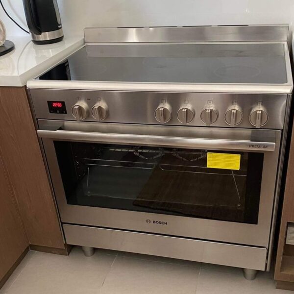 Bosch Series 8 Cooker 90cm